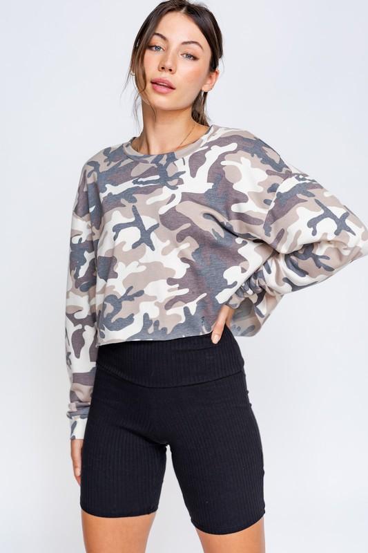 Camo Oversized Pullover - Lovely Brielle